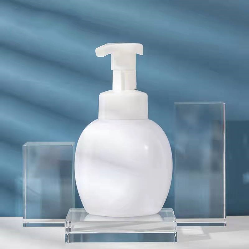 Foaming Bottle Supplier - 300ml 500ml PET White Empty Cosmetic Plastic Flat Foam Pump
