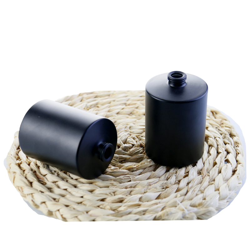 Matte Black Spray Bottles Supplier - 30ml-50ml Air Freshener Mist Bottles