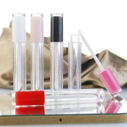 Lip Gloss Tube Supplier - OEM Clear PETG 5ml Liquid Lipstick Tubes