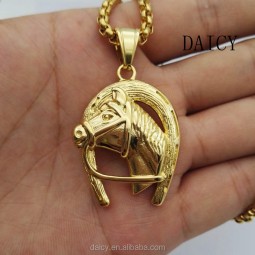 Horseshoe Pendant Manufacturer - 316L Stainless Steel Gold Pendant