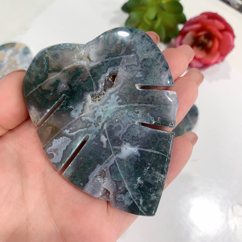 Healing Stones Factory - Hand Carved Natural Leaf Shaped Moss Agate Crystal Crafts
