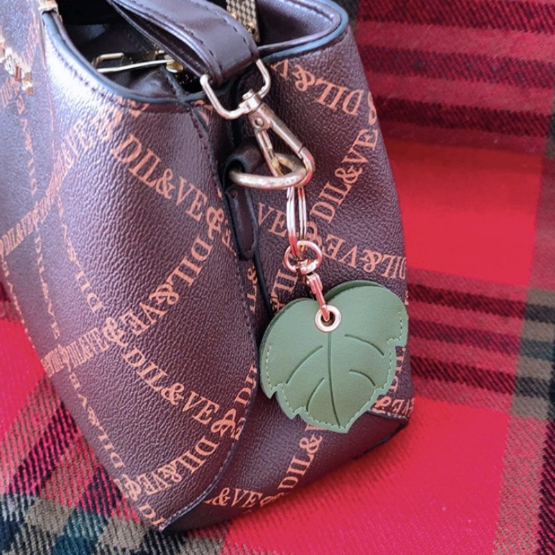 Keychain Case Supplier - Anti-Scratch Leather Airtag Holder Wallet