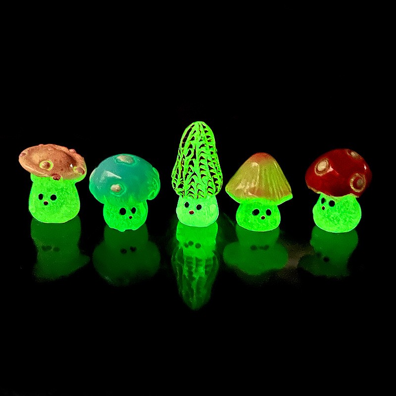 Mushroom Statue Supplier - Glow in Dark Resin Mini Landscape Decor