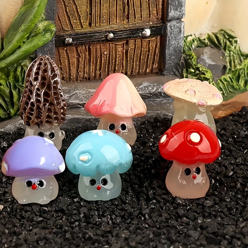 Mushroom Statue Supplier - Glow in Dark Resin Mini Landscape Decor