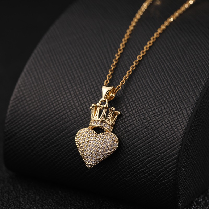 Heart Crown Manufacturer - Waterproof Non-fade Copper Plated Gold Heart Crown Clavicle Chain