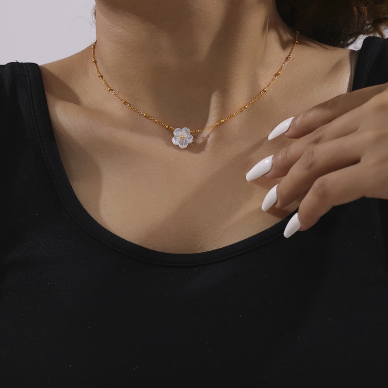 Gold Plated Necklace Supplier - In Stock 18k Gold Plated Stainless Steel Shell Flower Necklace