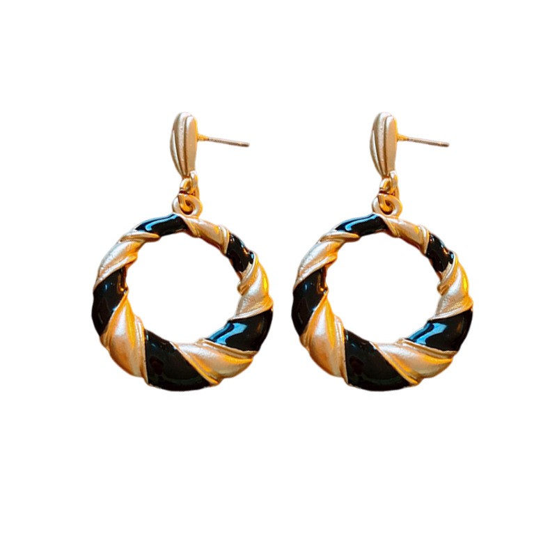 Silver Earrings Manufacturer - Hypoallergenic Silver Needle Retro Geometric Twist Drop Oil Earrings