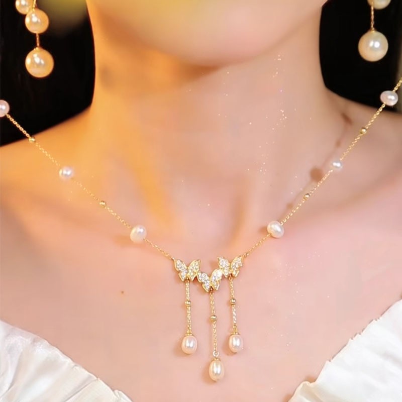 Butterfly Necklace Factory - Wholesale Women's 18k Gold Plated Pearl Butterfly Sparkling Necklace