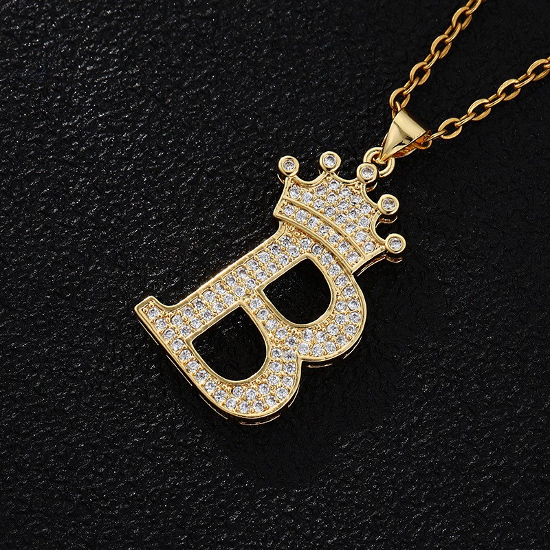 Crown Pendant Supplier - Waterproof Copper Plated 18K Gold 26 Letters Crown Pendant Necklace