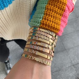 Religious Necklace Manufacturer - Mexico Fashion Jewelry Women's Religious Oval Medal CZ Zircon Virgin Mary Pendant