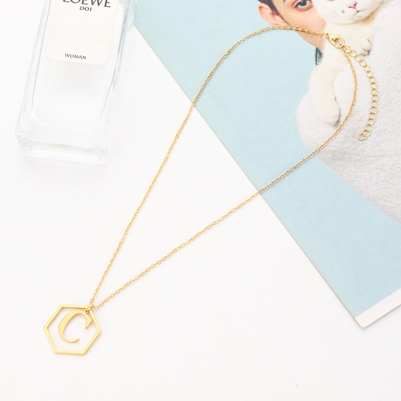 Round Disc Necklace Manufacturer - Trendy Round Disc Coin Pendant Necklace Initial Letter a to Z Engraved Charm Gift