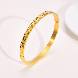 Stainless Steel Cuff Bangle Supplier - Gold Plated Closed Oval Hammered Waterproof Jewelry
