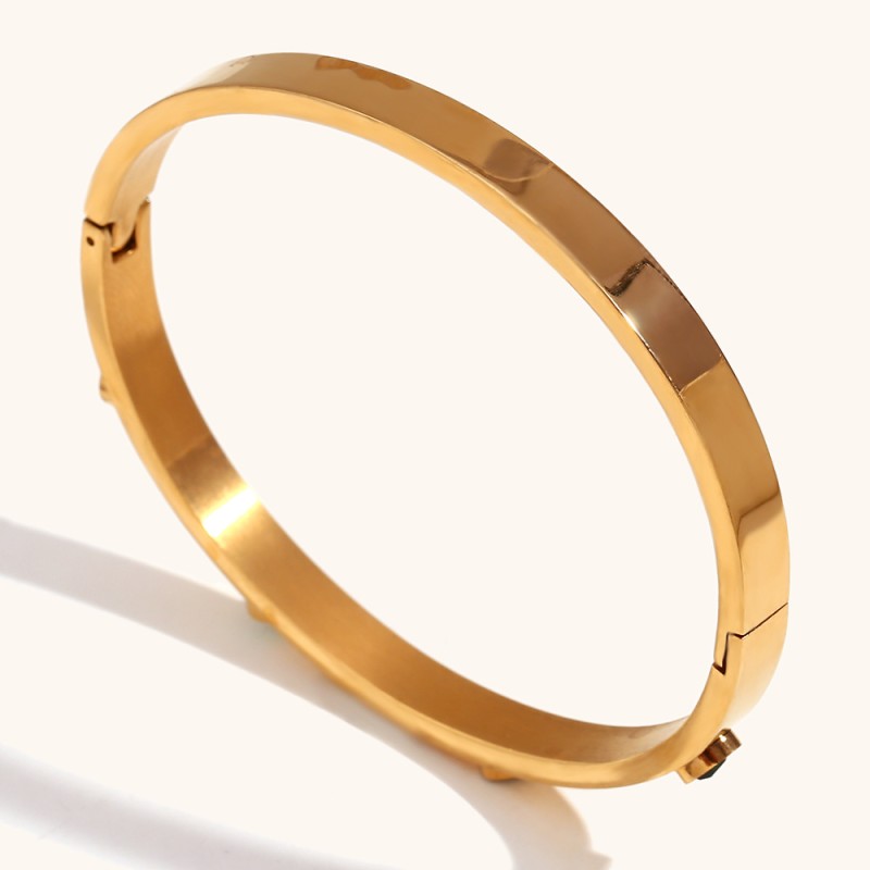 Stainless Steel Bangles Manufacturer - Waterproof Love Heart Cubic Zirconia Fine Jewelry