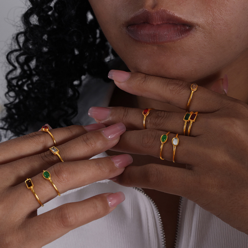 Stainless Steel Zircon Ring Manufacturer - Gold Plated Glass Stone Women Jewelry Waterproof