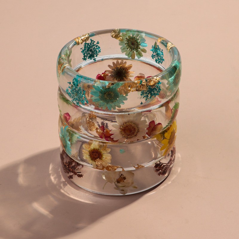 Acrylic Bangle Manufacturer - 2025 Popular Leisure Resin Bohemian Colorful Dry Flower Transparent Wide
