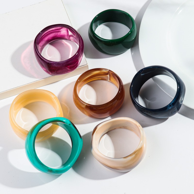 Bohemian Bracelet Factory - Casual Bohemian Wide Bracelet Irregular Geometric Shape Resin Chunky Acrylic