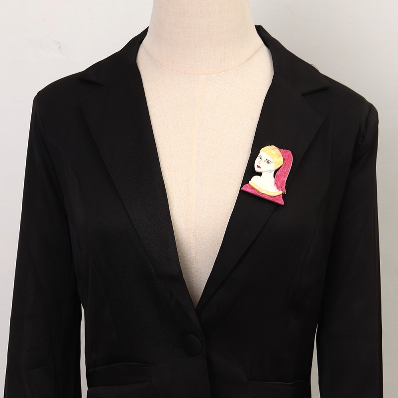 Elegant Brooch Supplier - Fashionable Elegant Long-Haired Woman Artist Beautiful Pearl Girl Portrait Custom