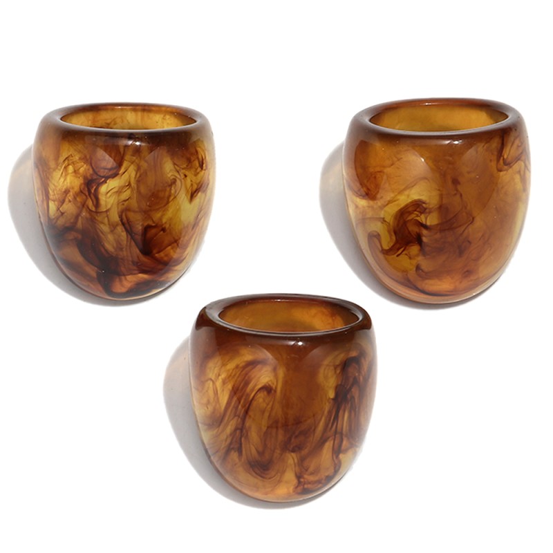 Amber Ring Manufacturer - Simple Retro Amber Color Gradient Effect Ring Classic Geometric Shape Resin Ring