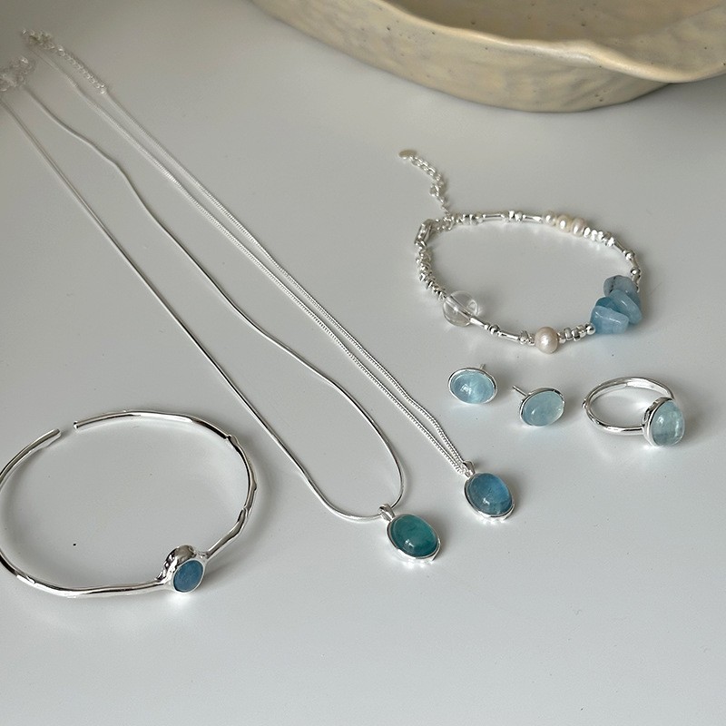 Blue Stone Set Supplier - Light Luxury 925 Sterling Silver Blue Stone Irregular Bracelet Earring Set Fashion Sea Blue Color