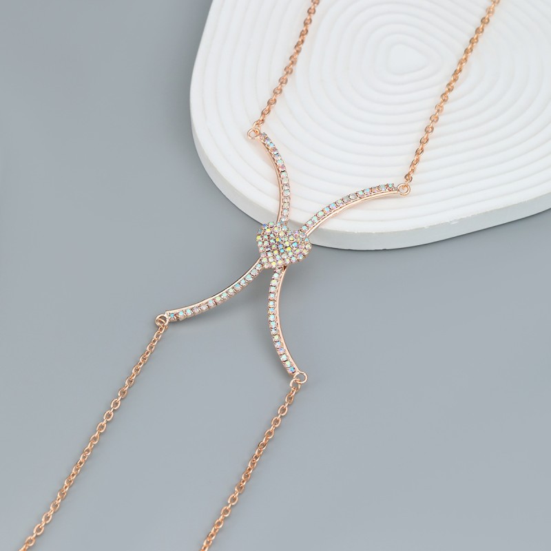 Heart Chain Manufacturer - Wholesale Exaggerated Alloy Heart-decorated Sexy Diamond-like Chest Chains Jewelry Body Chains