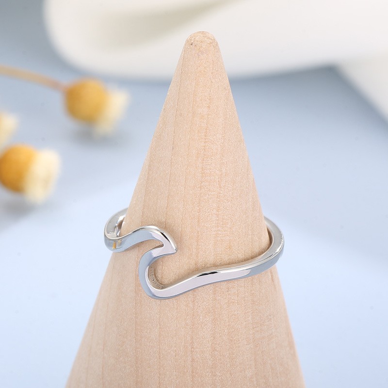 Wave Ring Factory - Wholesale Women Simple Wave Shape Ring 18k Gold Plated Waterproof Stainless Steel Geometric Wave