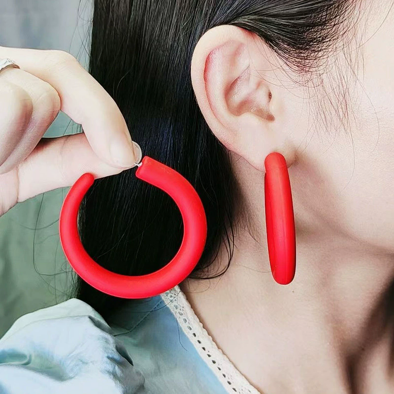 Acrylic Earrings Manufacturer - Simple Personalized C-Ring Spray Painted for Women