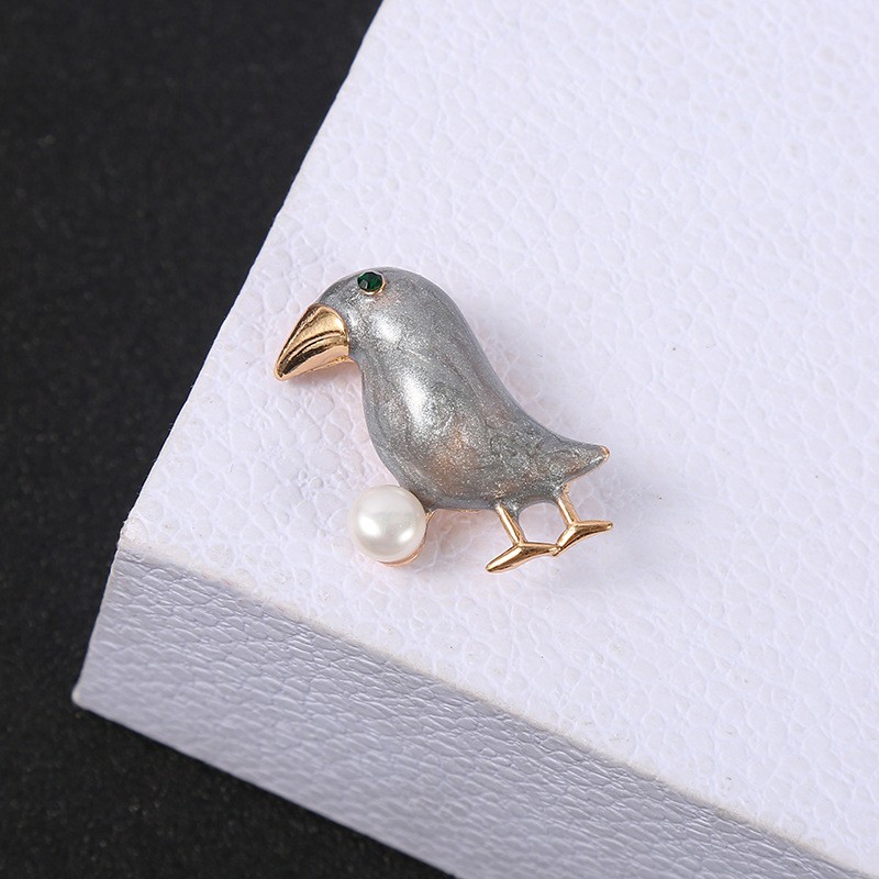 Pearl Brooch Manufacturer - OEM Dragonfly Butterfly Silk Scarf Buckle