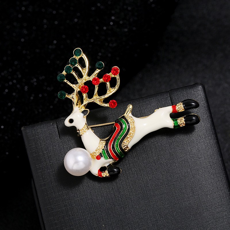 Christmas Brooch Manufacturer - OEM Alloy Rhinestone Hat Clothing Accessories