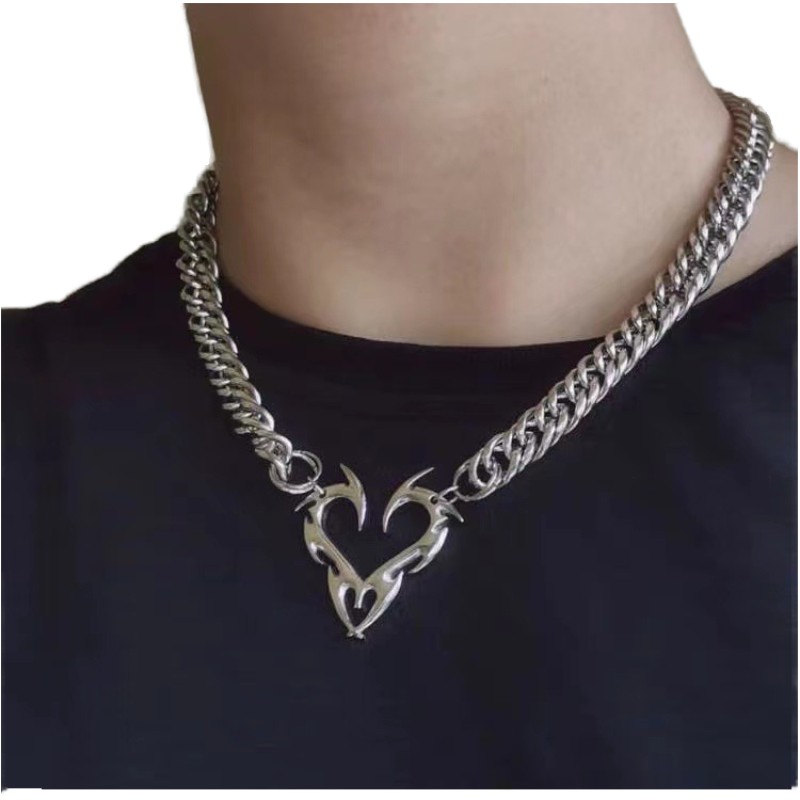 Men's Necklace Factory - OEM Hollow Heart Pendant Hip Hop Chain Jewelry