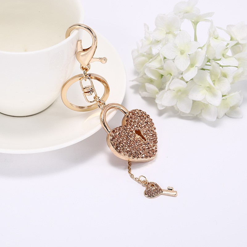 Heart Keychain Manufacturer - OEM Love Shape Diamond Lock Key Chain