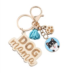 Keychain Factory - OEM DOG MAMA Wooden Dog Paw Print Pendant
