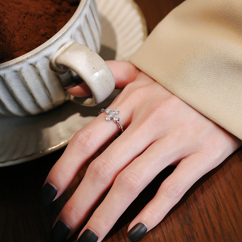 Sterling Silver Ring Factory - OEM S925 White Zircon Cross Adjustable Ring