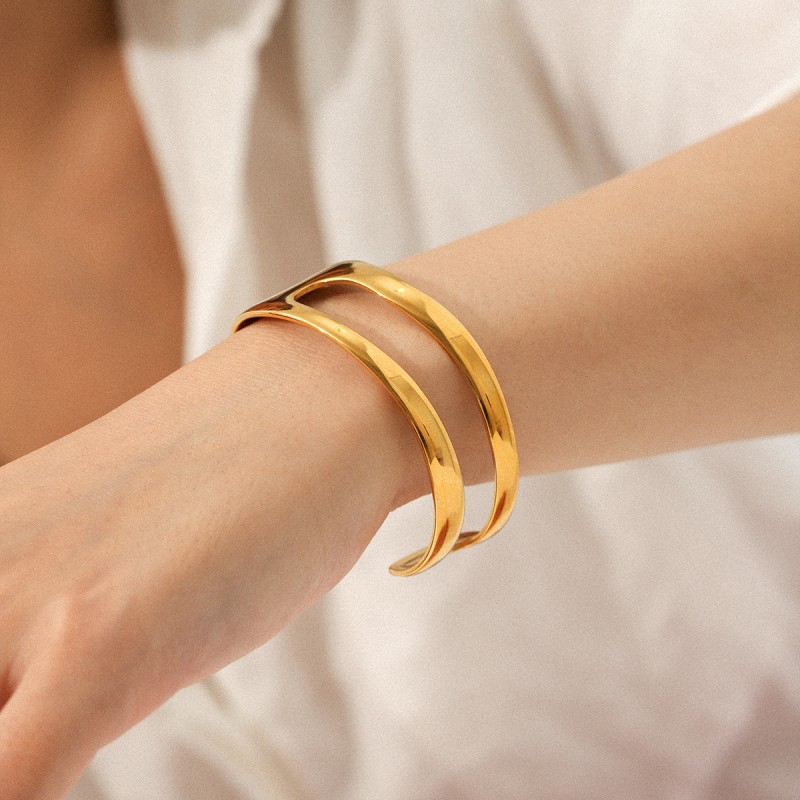 Heart Ring Factory - Openwork Minimalist Statement Jewelry