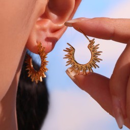 Sunflower Factory - Chunky Gold Plated Stud Earrings
