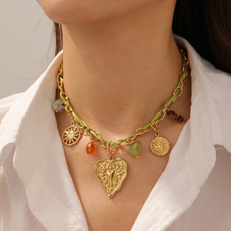 Weaving Chain Factory - Heart Sunface Pendant Necklace