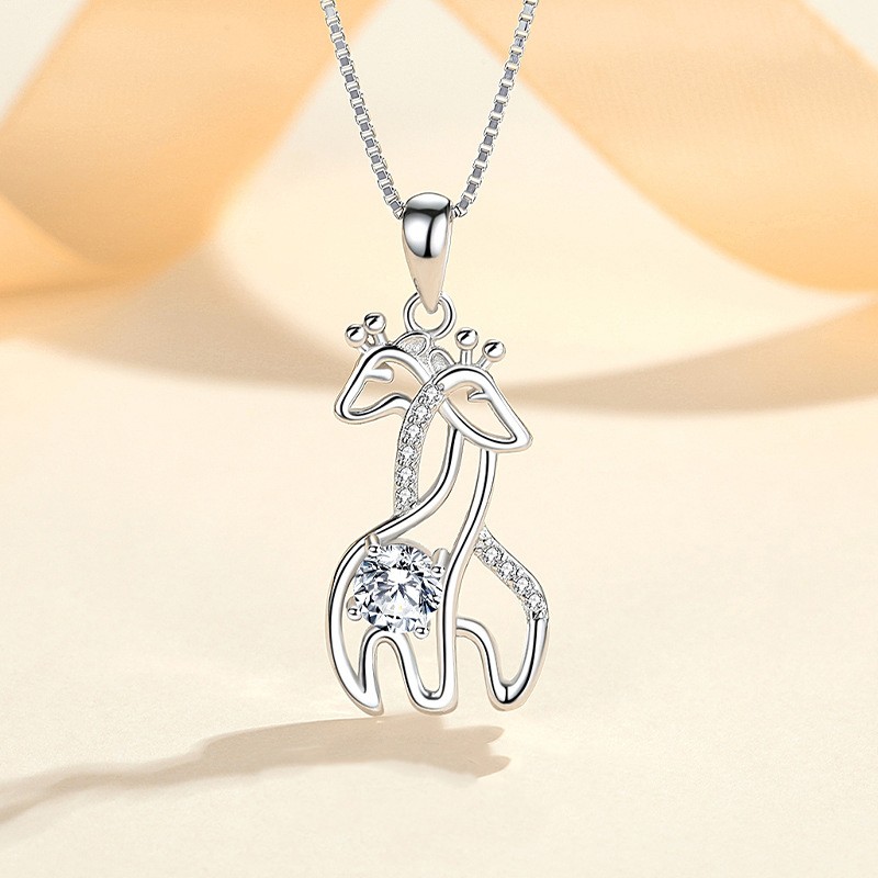 Animal Necklace Pendant Supplier - Silver Color Giraffe Pendant Women Fashion Jewelry