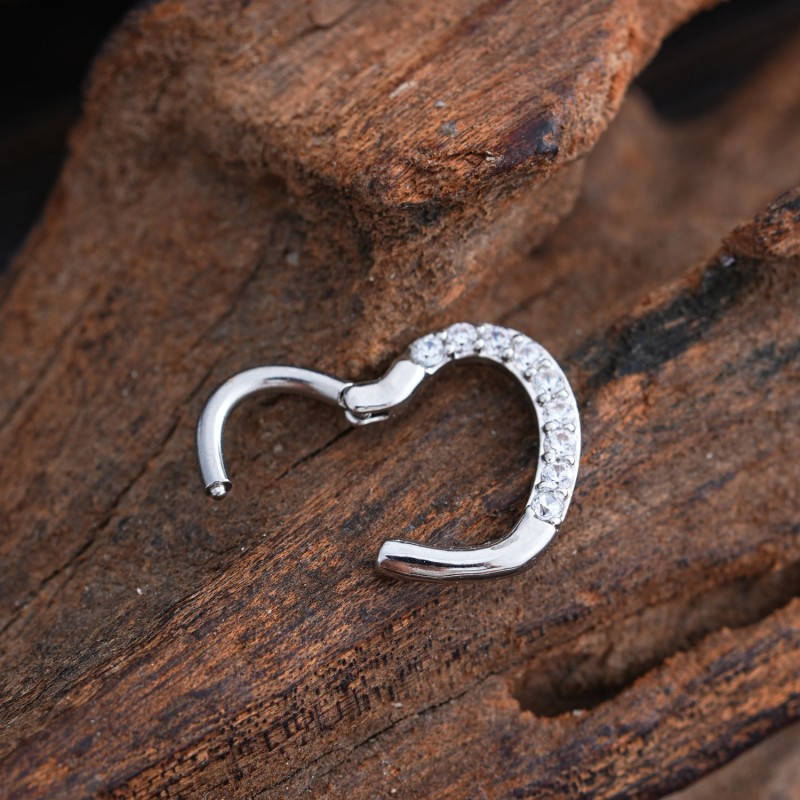 Nose Ring Factory - Light Luxury Heart-shaped Closed Ring