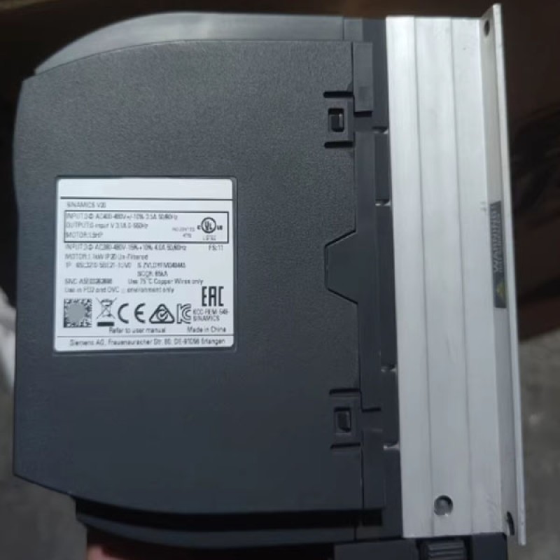 V20 Inverter Factory - 6SL3210-5BE13-7UV0 Three-phase 380V PLC Controller