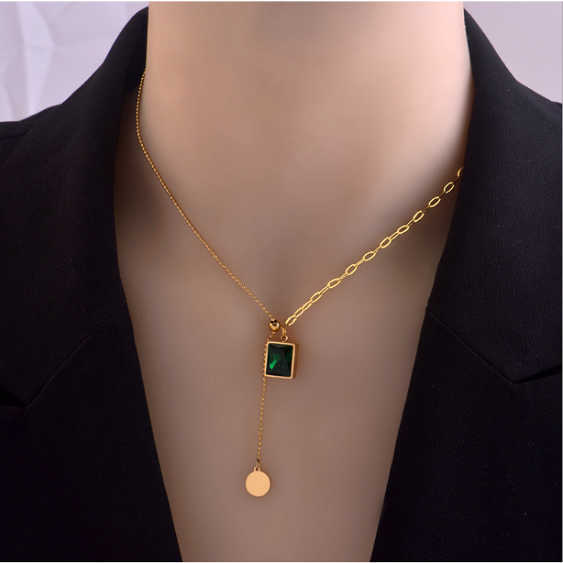 Crystal Necklace Factory - Gold-plated Green Square Emerald Stainless Steel Tassel