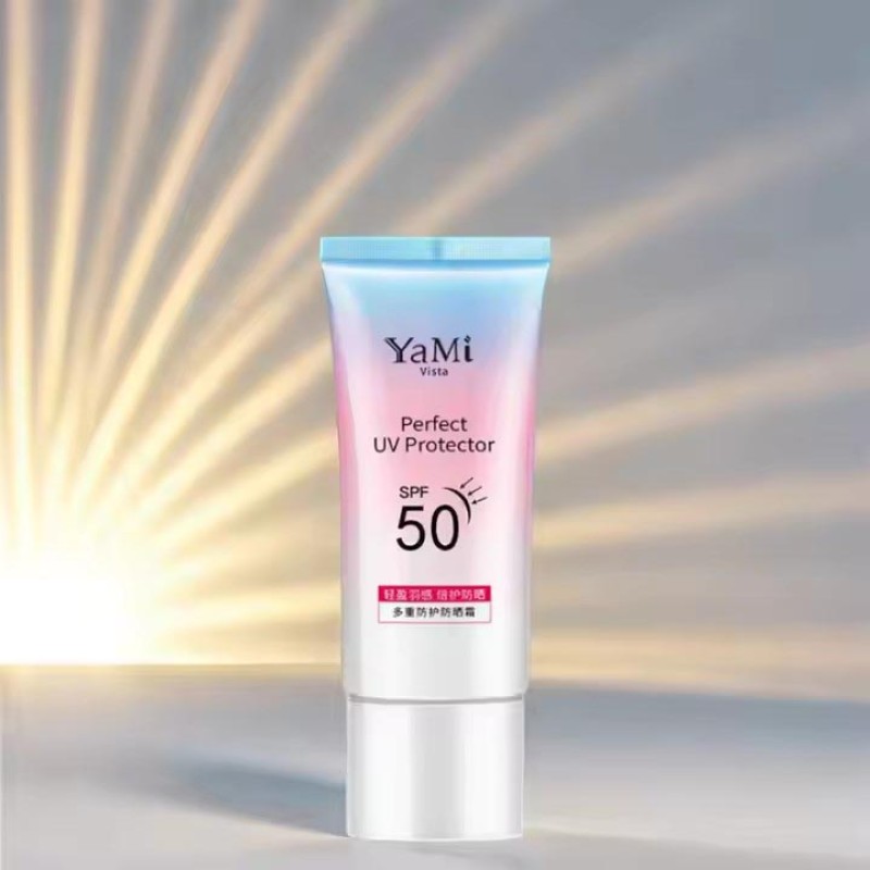 Korean Sunscreen Manufacturer - OEM Waterproof SPF50 Sunscreen Lotion