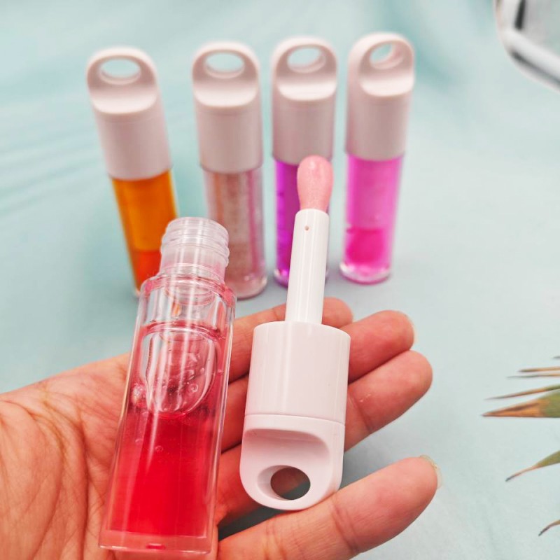 Lipgloss Keychain Manufacturer - Custom Vegan Pompom Lip Oil