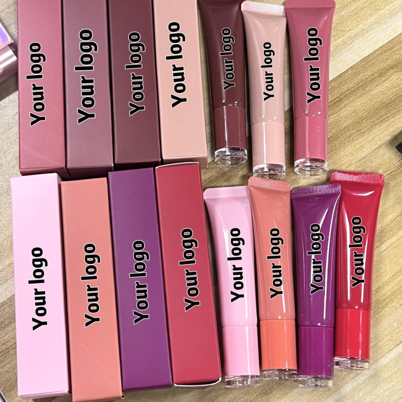 Lip Gloss Manufacturer - Private Label Vegan Peptide Lip Filler