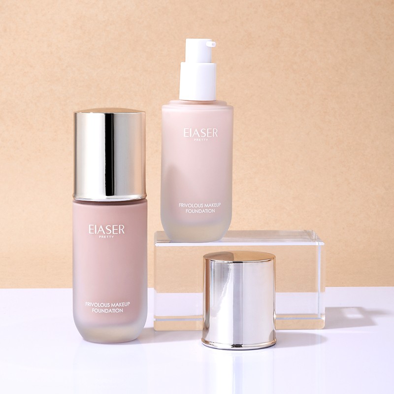 Face Foundation Manufacturer - Luxury Gold Bottle Wholesale