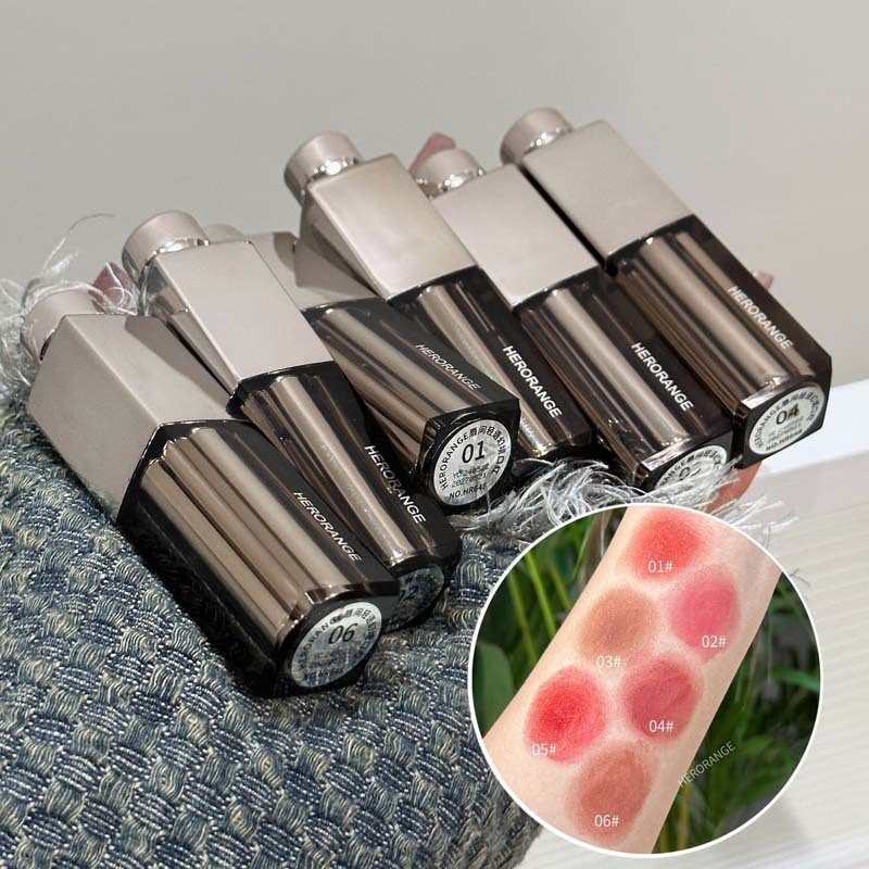 Lip Gloss Manufacturer - Clear Moisturizing Glossy Mirror Effect Non Transfer