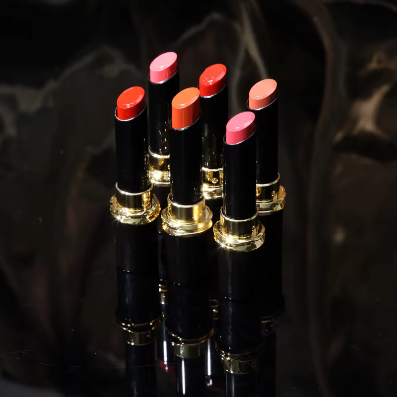 Lipstick OEM Supplier - Waterproof Hydration Natural Ingredients Non Stick