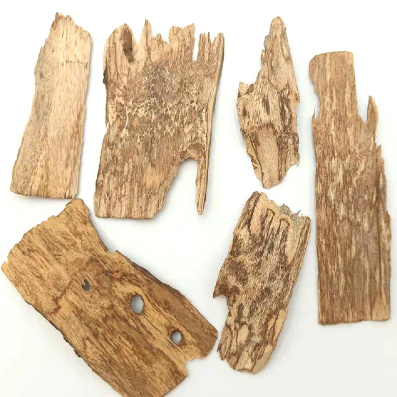 Agarwood Oud Chip Manufacturer - Super Strong Sweet Scent Home Fragrance Chunky Aromatic Wood Potpourri