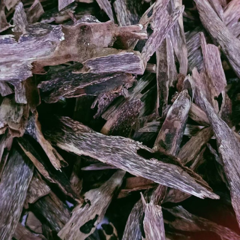 Ant Agarwood Chips Manufacturer - High Quality Arabian Al Bakhoor Wood Aromatic Warm for Home Wholesale