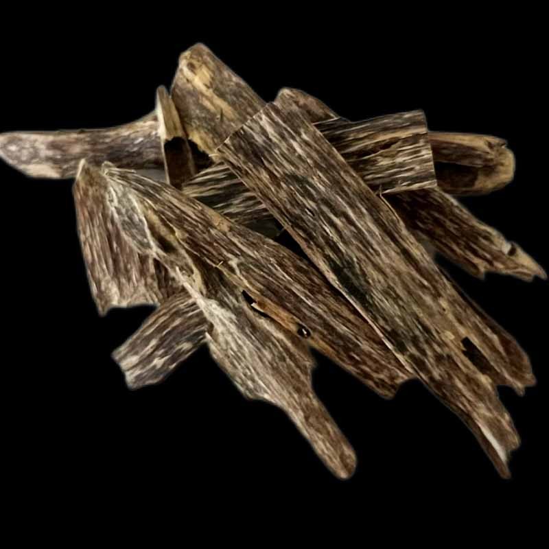 Agarwood Chips Manufacturer - Pure Natural Premium from China for Aromatic Fragrances Home Office