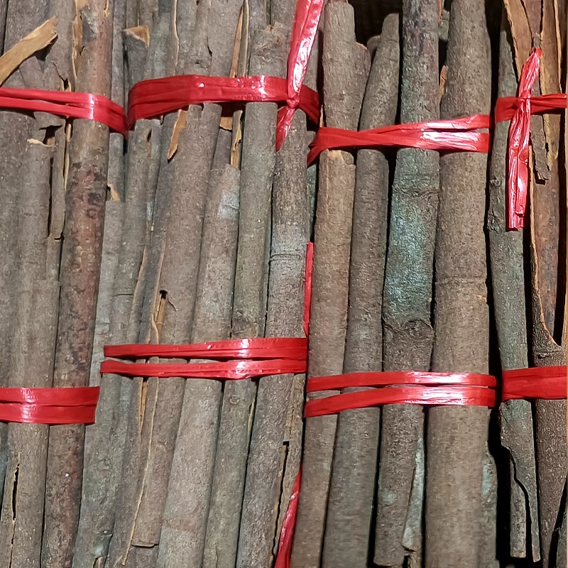 Guangxi Cassia Cinnamon Slices Manufacturer - High Quality Authentic Seasoning Dry Process Single Spice Anise Flavor