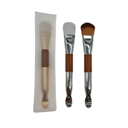 Makeup Brush Factory - Double-Ended Multi-Functional Concealer Foundation Face Blending Spatula